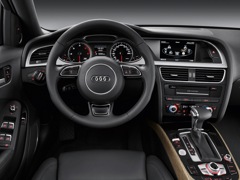 Audi A4 (2008). Выпускается с 2008 года. Одиннадцать базовых комплектаций. Цены от 1 670 000 до 2 700 000 руб.Двигатель от 1.8 до 3.0, бензиновый и дизельный. Привод передний и полный. КПП: механическая, вариатор и роботизированная.
