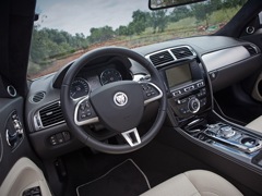 Jaguar XKR Coupe. Выпускается с 2006 года. Одна базовая комплектация. Цена 5 970 000 руб.Двигатель 5.0, бензиновый. Привод задний. КПП: автоматическая.