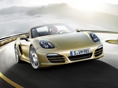 Porsche Boxster (2012). Выпускается с 2012 года. Три базовые комплектации. Цены от 2 949 000 до 4 076 000 руб.Двигатель от 2.7 до 3.4, бензиновый. Привод задний. КПП: механическая.