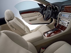 Lexus SC. Выпускается с 2001 года. Одна базовая комплектация. Цена 3 249 000 руб.Двигатель 4.3, бензиновый. Привод задний. КПП: автоматическая.