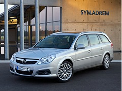 Opel Vectra Caravan. Выпускается с 2003 года. Девять базовых комплектаций. Цены от 639 000 до 1 060 000 руб.Двигатель от 1.8 до 2.8, бензиновый. Привод передний. КПП: механическая и роботизированная.