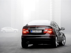 Mercedes-Benz CLC. Выпускается с 2008 года. Три базовые комплектации. Цены от 1 259 000 до 1 522 400 руб.Двигатель от 1.8 до 2.5, бензиновый. Привод задний. КПП: автоматическая.