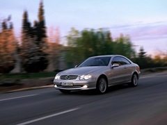 Mercedes-Benz CLK-Class Coupe. Выпускается с 2002 года. Пять базовых комплектаций. Цены от 1 768 600 до 2 815 700 руб.Двигатель от 1.8 до 5.5, бензиновый и дизельный. Привод задний. КПП: механическая и автоматическая.