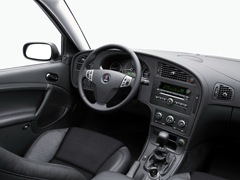Saab 9-5 Sport Combi. Выпускается с 1998 года. Шесть базовых комплектаций. Марка официально не представлена на российском рынке.Двигатель от 2.0 до 2.3, бензиновый. Привод передний. КПП: механическая и автоматическая.