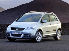 Volkswagen CrossGolf. Выпускается с 2007 года. Две базовые комплектации. Цены от 795 846 до 864 997 руб.Двигатель 1.6, бензиновый. Привод передний. КПП: механическая и автоматическая.