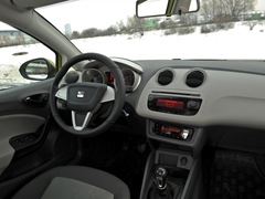 SEAT Ibiza. Выпускается с 2008 года. Восемь базовых комплектаций. Марка официально не представлена на российском рынке.Двигатель от 1.2 до 1.6, бензиновый. Привод передний. КПП: механическая и роботизированная.